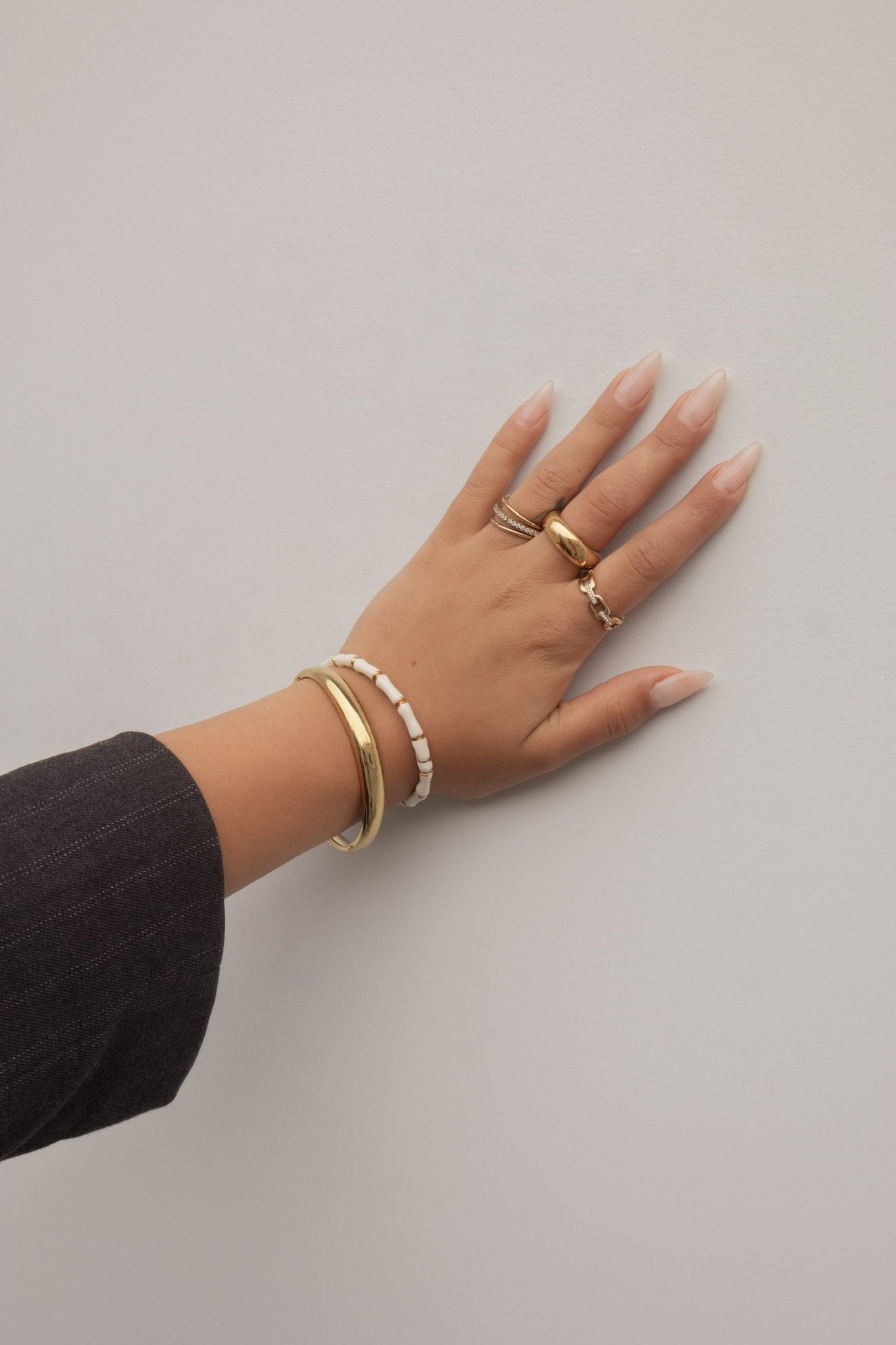 Bracelet acier inoxydable Ima porté au poignet
