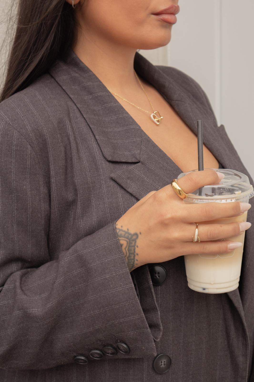 Collier doré Alma – Pendentifs entrelacés en acier inoxydable - Nyssary